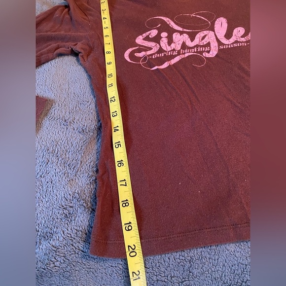 Bass Pro  100% cotton T-shirt, “single during hunting season” brown pink… - Picture 6 of 8